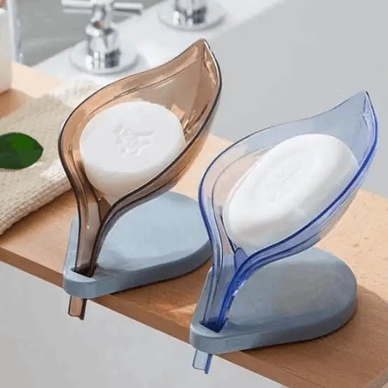  Draining soap dish shaped like a leaf. Keeps soap dry & lasts longer. Cute & functional for bath or shower. 